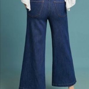 Wide leg, crop jeans